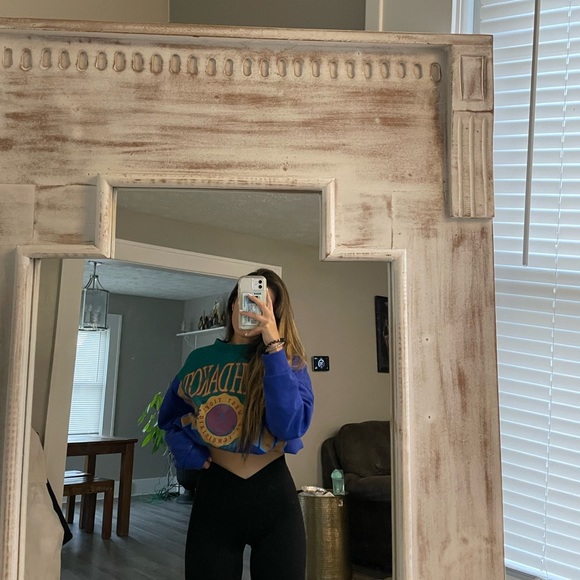 Urban Outfitters Tops - Urban outfitters crewneck